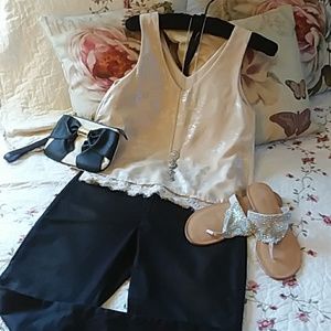 Jolt pretty silky and metallic floral tank